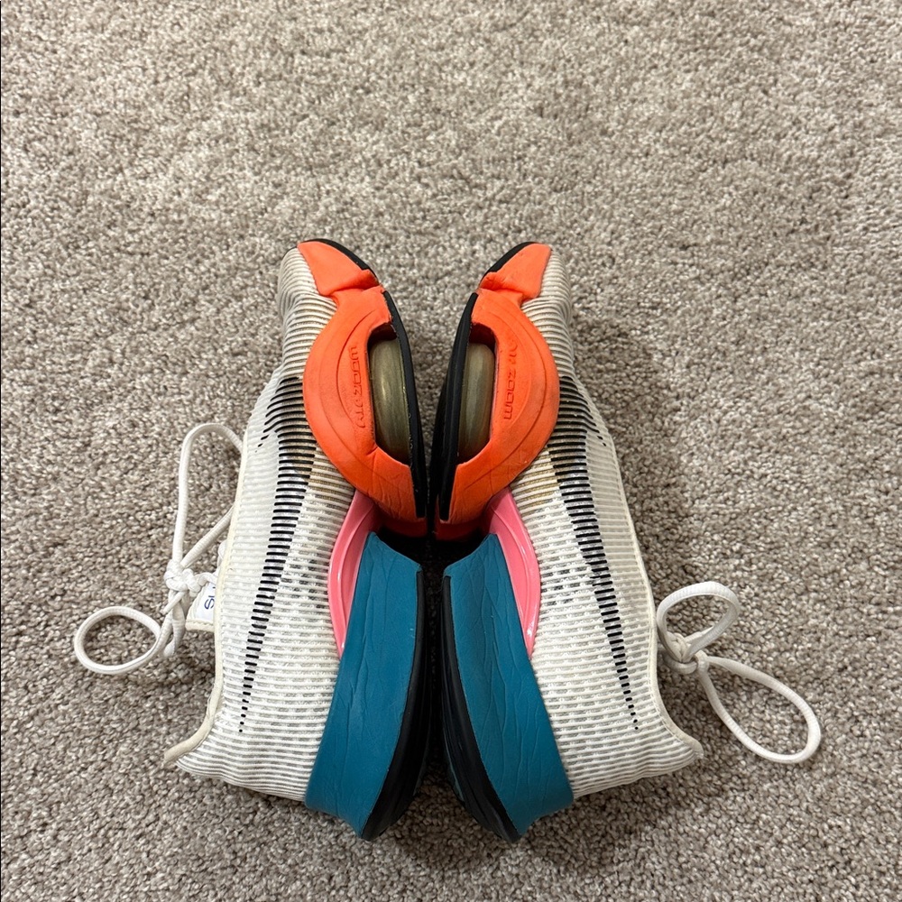 NIKE Athletic Sneakers